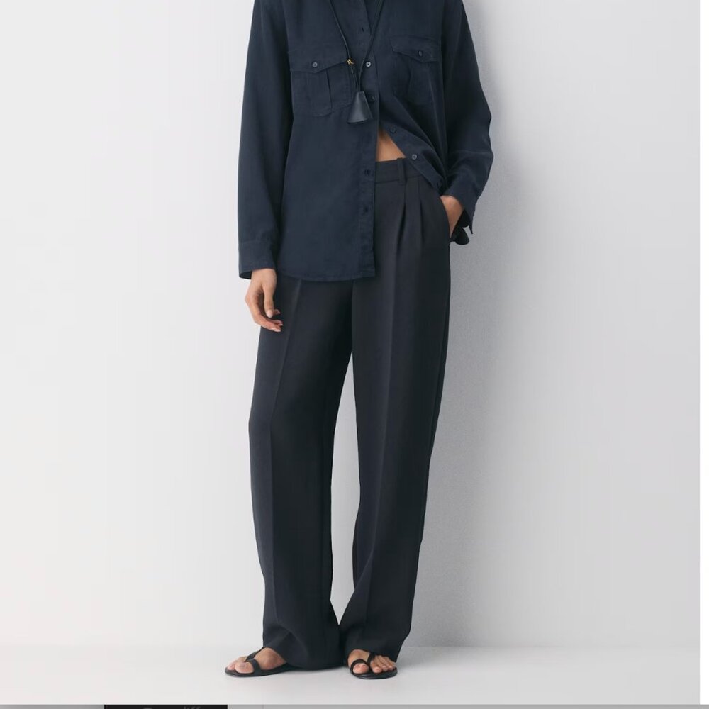 Aritzia Black Wide-Leg Trousers